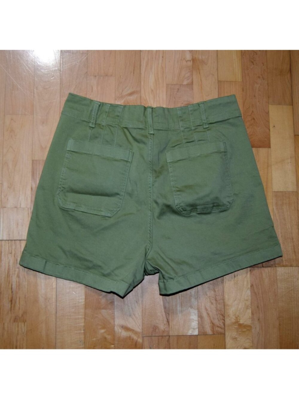 LC Lauren Conrad Women's Sz 14 Green Super High-Rise Shorts - Picture 7 of 7